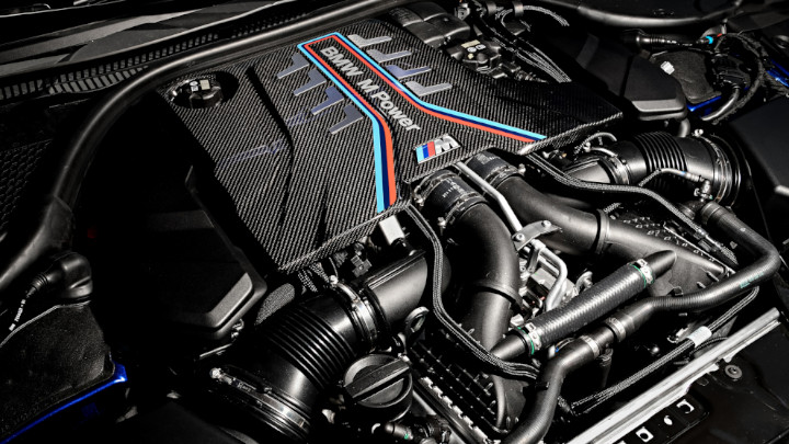 BMW M8