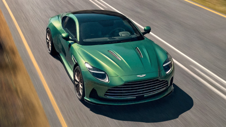 Aston Martin DB12