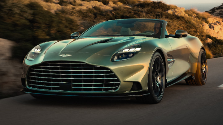Aston Martin Vanquish Volante Front View
