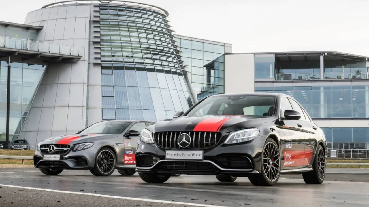 Mercedes-Benz World