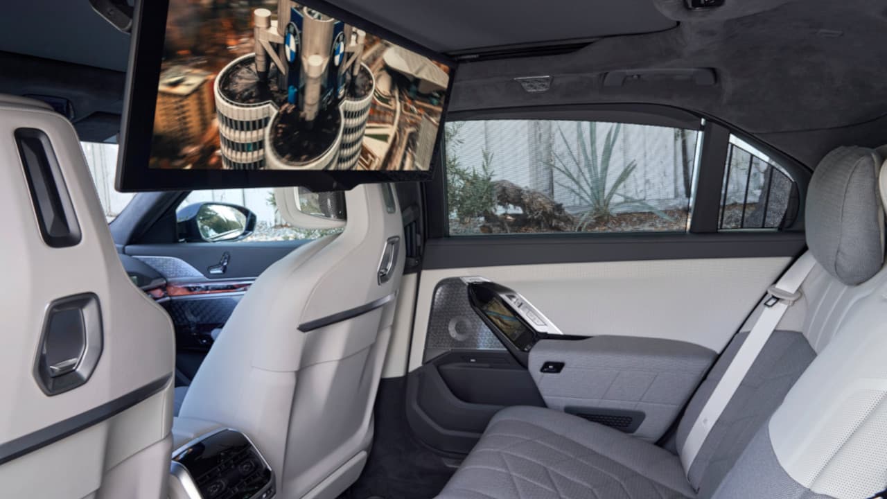BMW 7 Series Interior Theatre Screen