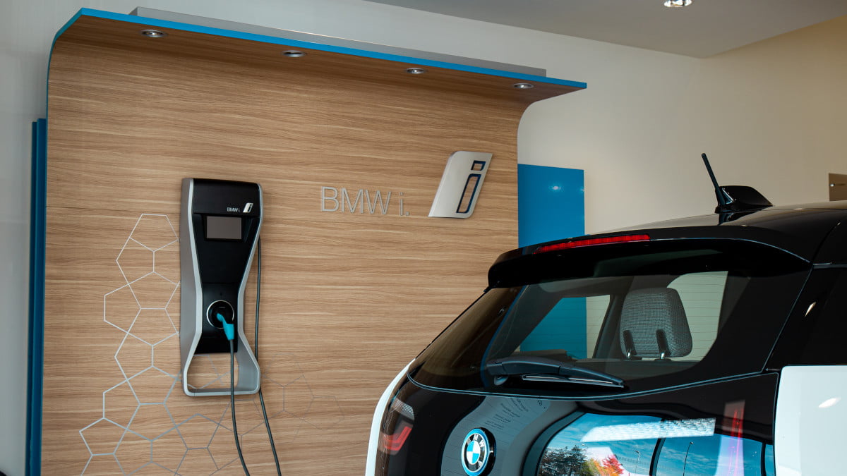BMW i Charger