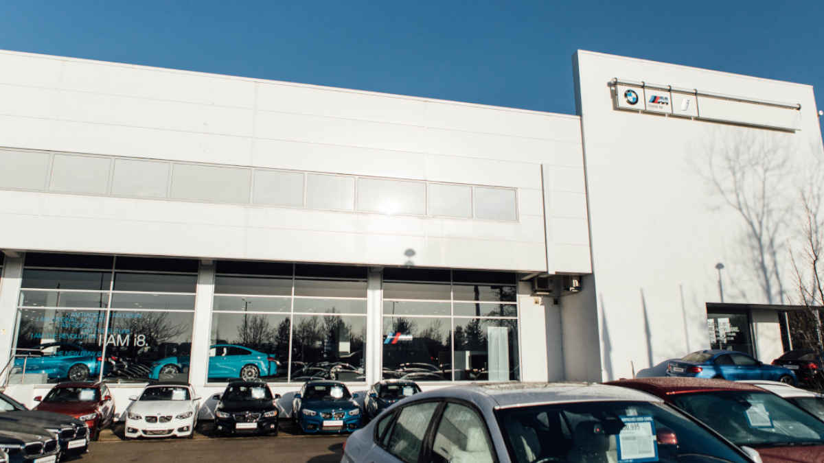 bmw milton keynes