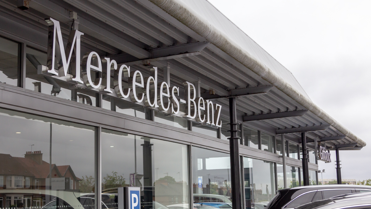 Outside Mercedes-Benz Giffnock
