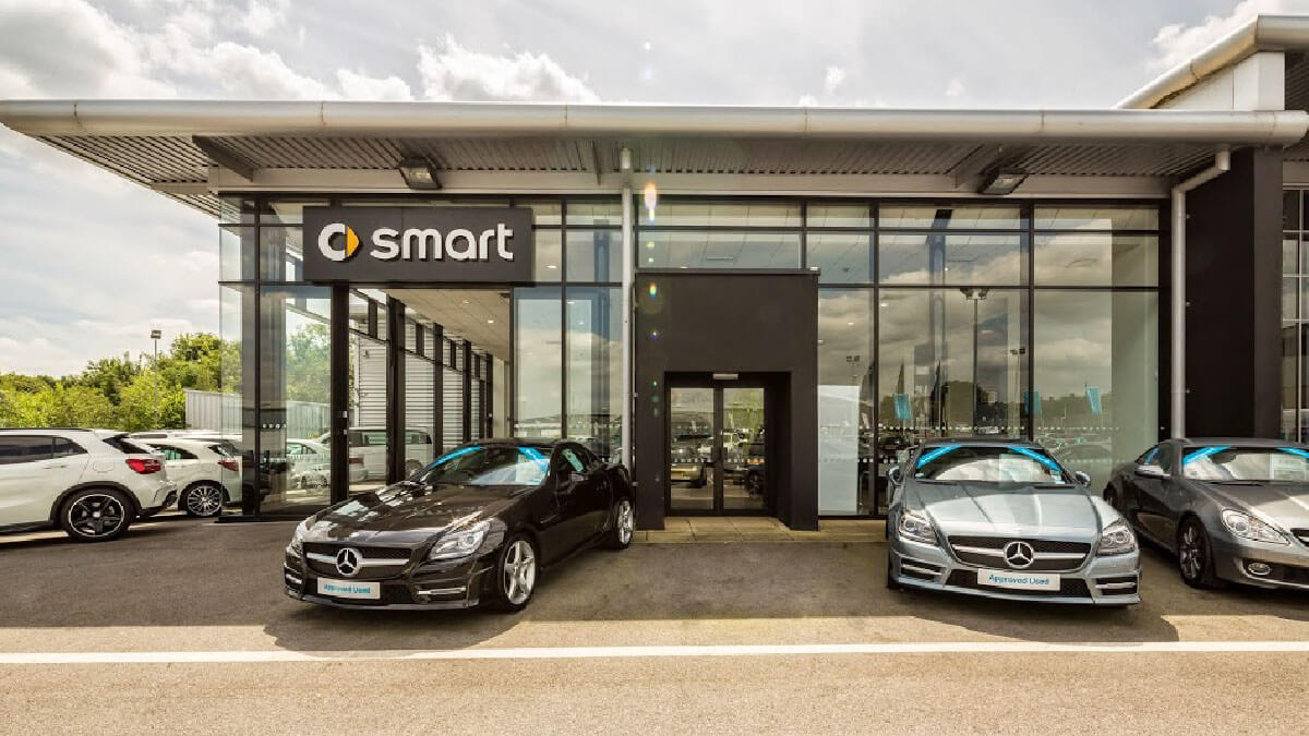 smart Huddersfield exterior