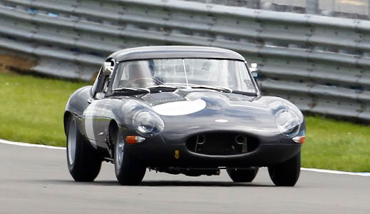 Jaguar Lightweight E-Type on the track at Shelsley Walsh.