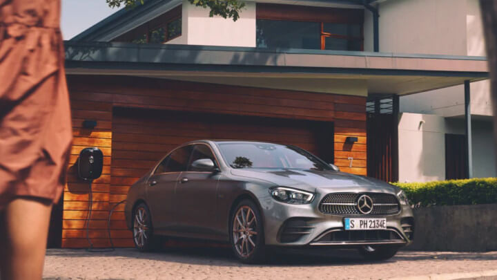 Mercedes-Benz E-Class Saloon PHEV