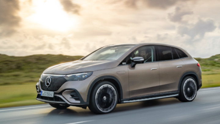 EQE SUV