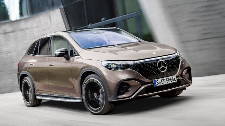 EQE SUV