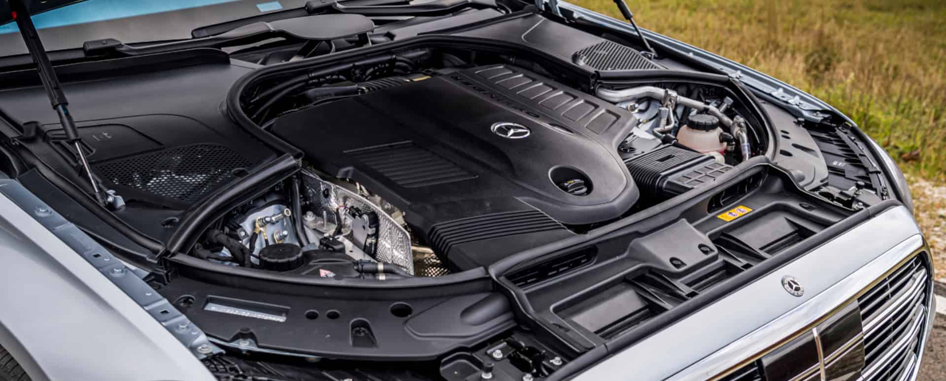 Mercedes-Benz S-Class Bonnet Open