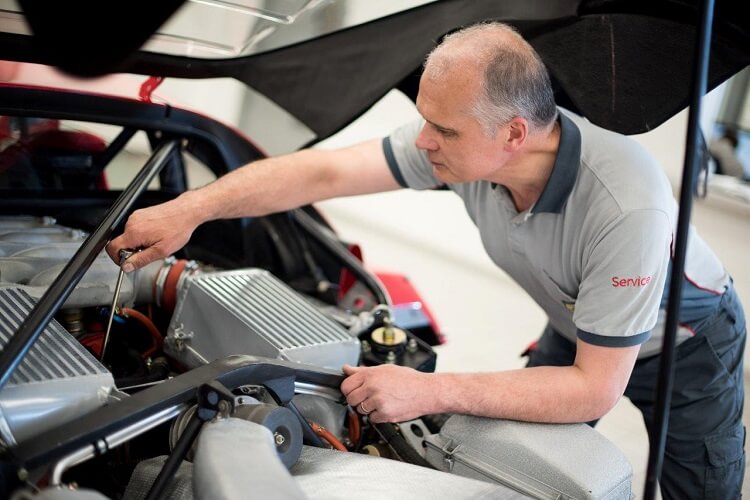 ferrari technician 